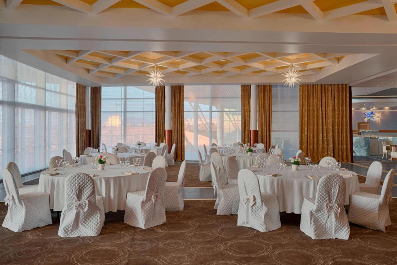 Four Points By Sheraton Vahran Dış mekan fotoğraf